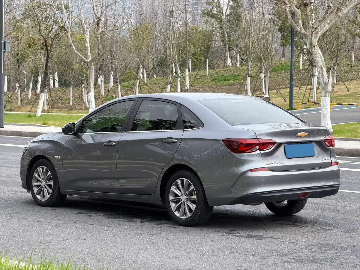2021 Chevrolet Monza 1.5L 113HP L4 6AT,autocango,china used car exporter,china ev exporter,chinese used car exporter,chinese used ev exporter