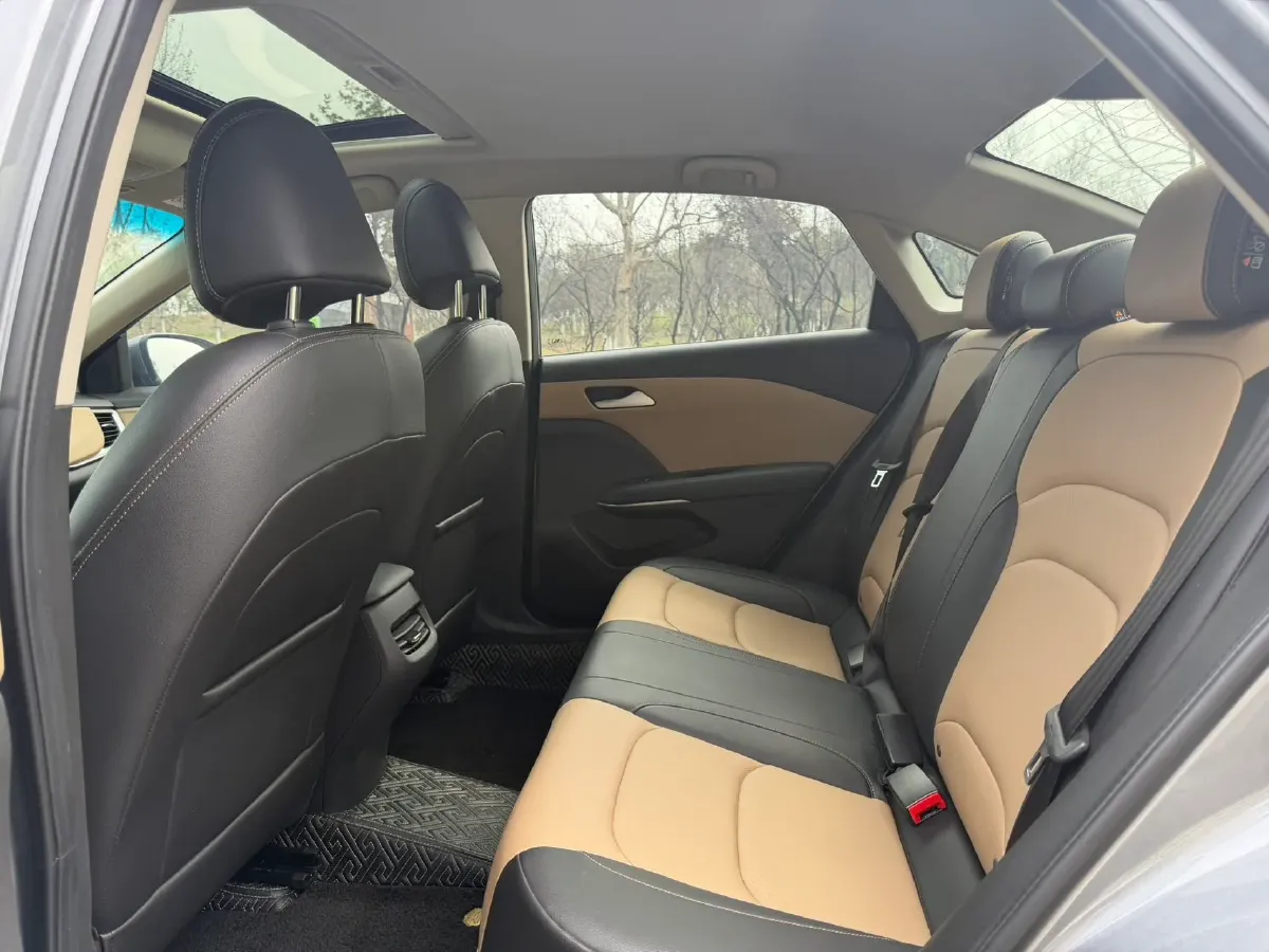 2021 Chevrolet Monza 1.5L 113HP L4 6AT,autocango,china used car exporter,china ev exporter,chinese used car exporter,chinese used ev exporter