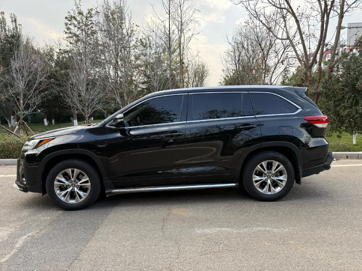 2019 Mazda CX-8 2.5L 192HP L4 6AT,autocango,china used car exporter,china ev exporter,chinese used car exporter,chinese used ev exporter