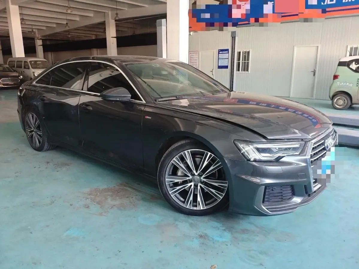 2021 Audi A6L 2.0T 190HP L4 7DCT,autocango,china used car exporter,china ev exporter,chinese used car exporter,chinese used ev exporter