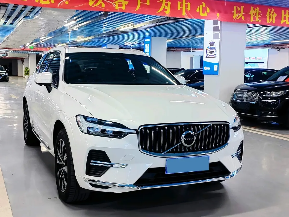 2024 Volvo XC60 2.0T 250HP L4 8AT,autocango,china used car exporter,china ev exporter,chinese used car exporter,chinese used ev exporter