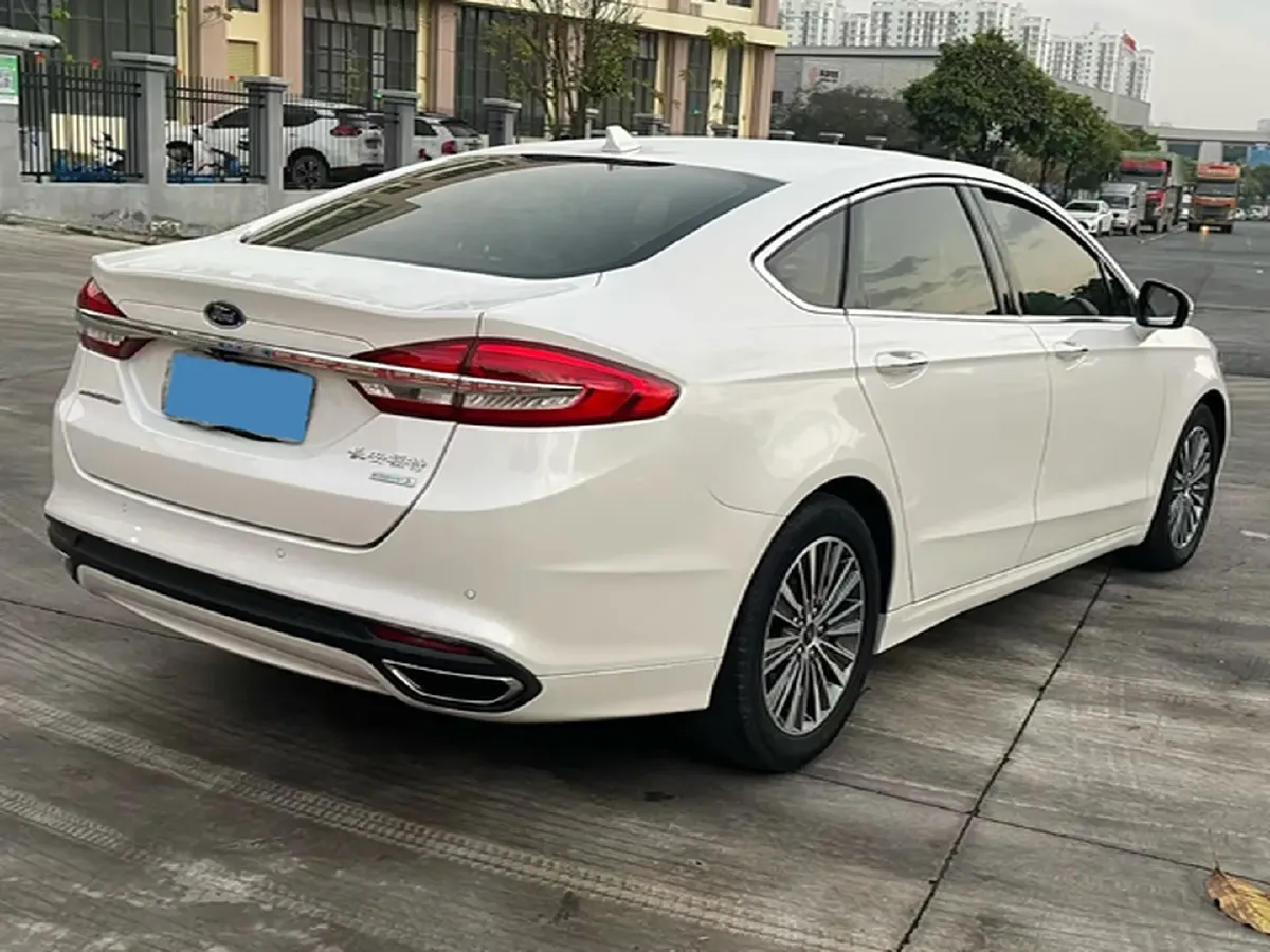 2018 Ford Mondeo 2.0T 204HP L4 6AT,autocango,china used car exporter,china ev exporter,chinese used car exporter,chinese used ev exporter