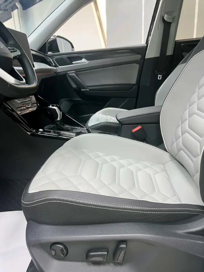 2023 Volkswagen Tayron 1.4T 150HP L4 7DCT,autocango,china used car exporter,china ev exporter,chinese used car exporter,chinese used ev exporter