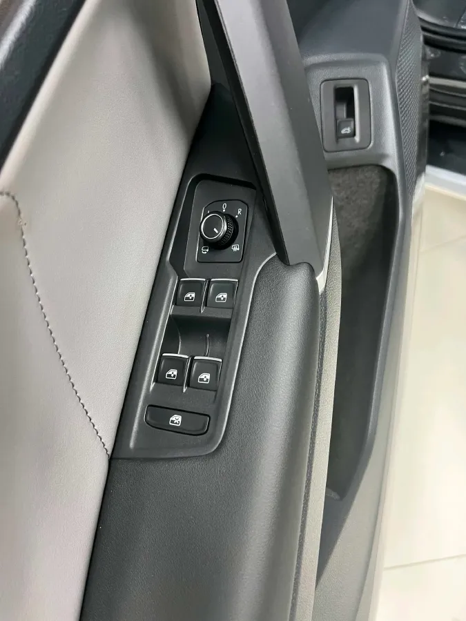 2023 Volkswagen Tayron 1.4T 150HP L4 7DCT,autocango,china used car exporter,china ev exporter,chinese used car exporter,chinese used ev exporter