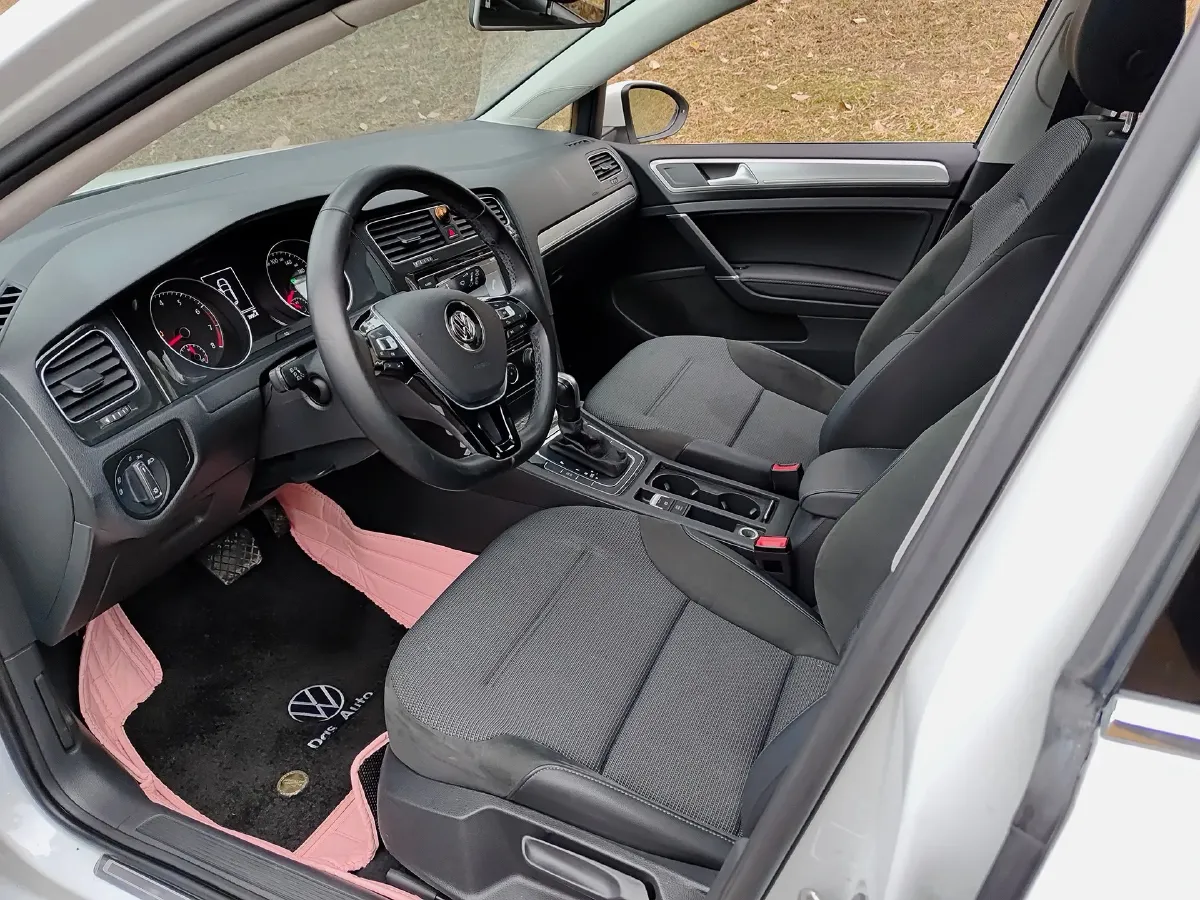 2018 Volkswagen Golf 1.4T 131HP L4 7DCT,autocango,china used car exporter,china ev exporter,chinese used car exporter,chinese used ev exporter