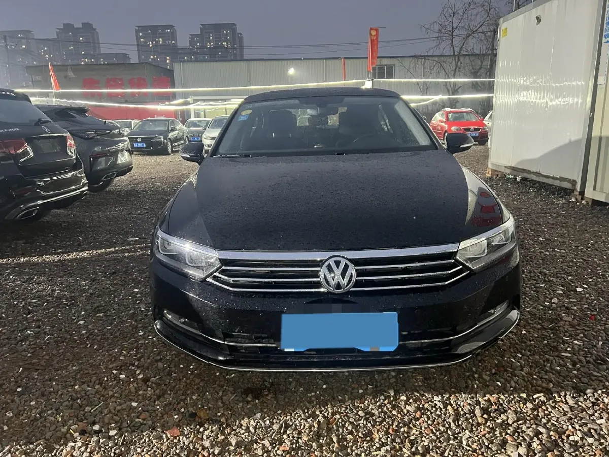 2019 Volkswagen Magotan 2.0T 186HP L4 7DCT,autocango,china used car exporter,china ev exporter,chinese used car exporter,chinese used ev exporter