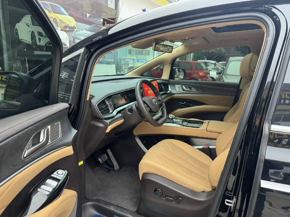 2025 Denza D9 1.5T 156HP L4 E-CVT PHEV 40KWH,autocango,china used car exporter,china ev exporter,chinese used car exporter,chinese used ev exporter