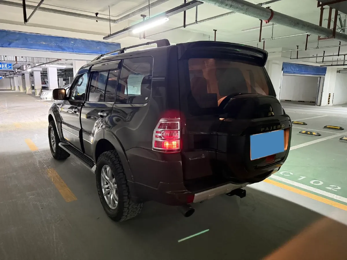 2017 Honda Jade 1.8L 141HP L4 5AT,autocango,china used car exporter,china ev exporter,chinese used car exporter,chinese used ev exporter