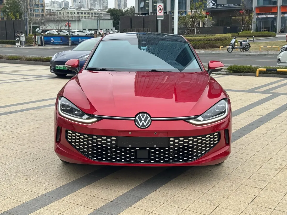 2023 Volkswagen Lamando 1.4T 150HP L4 7DCT,autocango,china used car exporter,china ev exporter,chinese used car exporter,chinese used ev exporter