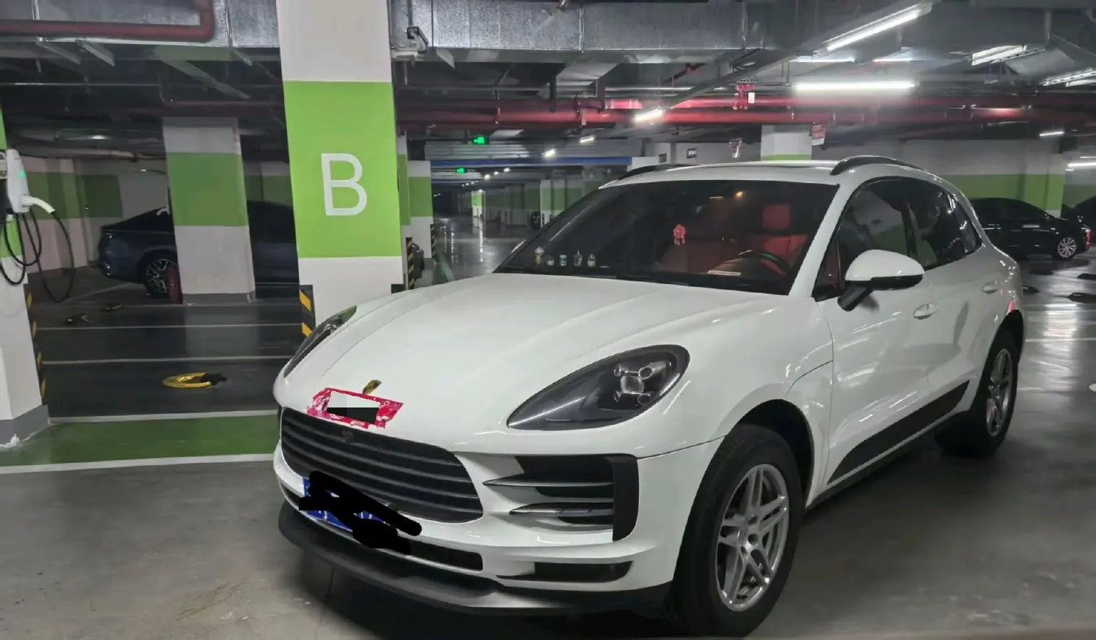 2020 Porsche Macan 2.0T 252HP L4 7DCT,autocango,china used car exporter,china ev exporter,chinese used car exporter,chinese used ev exporter