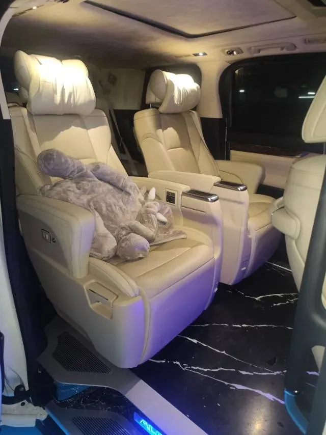 2021 Toyota Alphard 2.5L 117HP L4 E-CVT Hybrid,autocango,china used car exporter,china ev exporter,chinese used car exporter,chinese used ev exporter