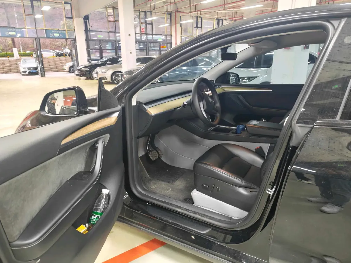 2022 Tesla Model Y BEV 60KWH,autocango,china used car exporter,china ev exporter,chinese used car exporter,chinese used ev exporter