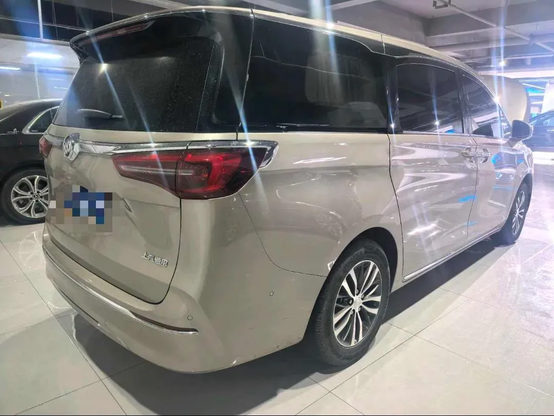 2023 Buick GL8 2.0T 237HP L4 9AT,autocango,china used car exporter,china ev exporter,chinese used car exporter,chinese used ev exporter