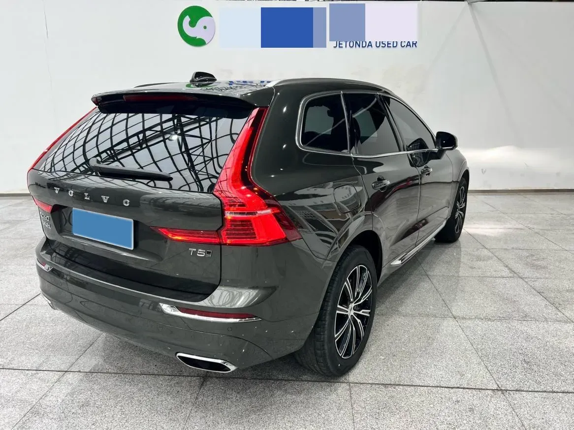 2020 Volvo XC60 2.0T 254HP L4 8AT,autocango,china used car exporter,china ev exporter,chinese used car exporter,chinese used ev exporter