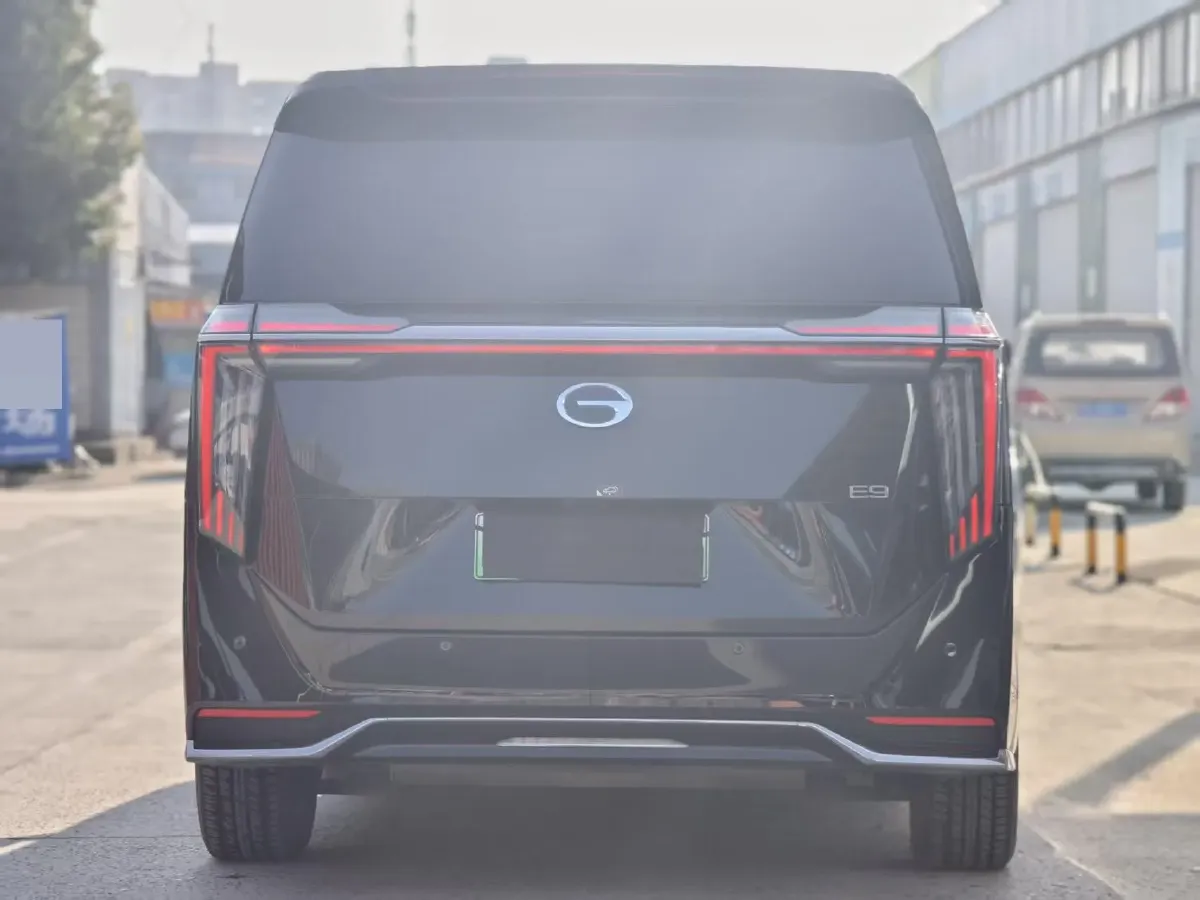 2023 GAC Trumpchi E9 2.0T 190HP L4 2DHT PHEV 25.57KWH,autocango,china used car exporter,china ev exporter,chinese used car exporter,chinese used ev exporter