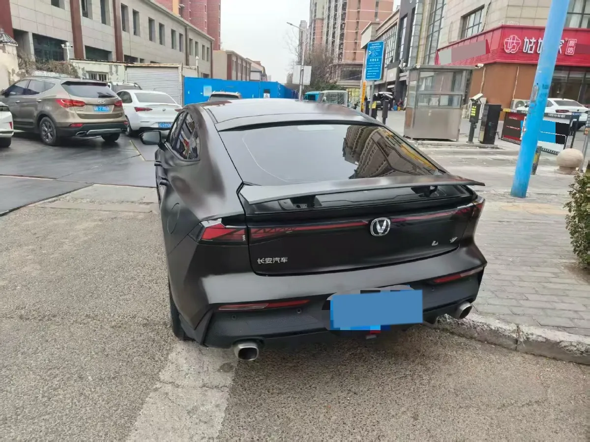 2022 ChangAn UNI-V 1.5T 188HP L4 7DCT,autocango,china used car exporter,china ev exporter,chinese used car exporter,chinese used ev exporter