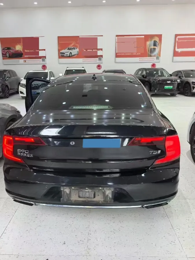 2020 Volvo S90 2.0T 254HP L4 8AT,autocango,china used car exporter,china ev exporter,chinese used car exporter,chinese used ev exporter