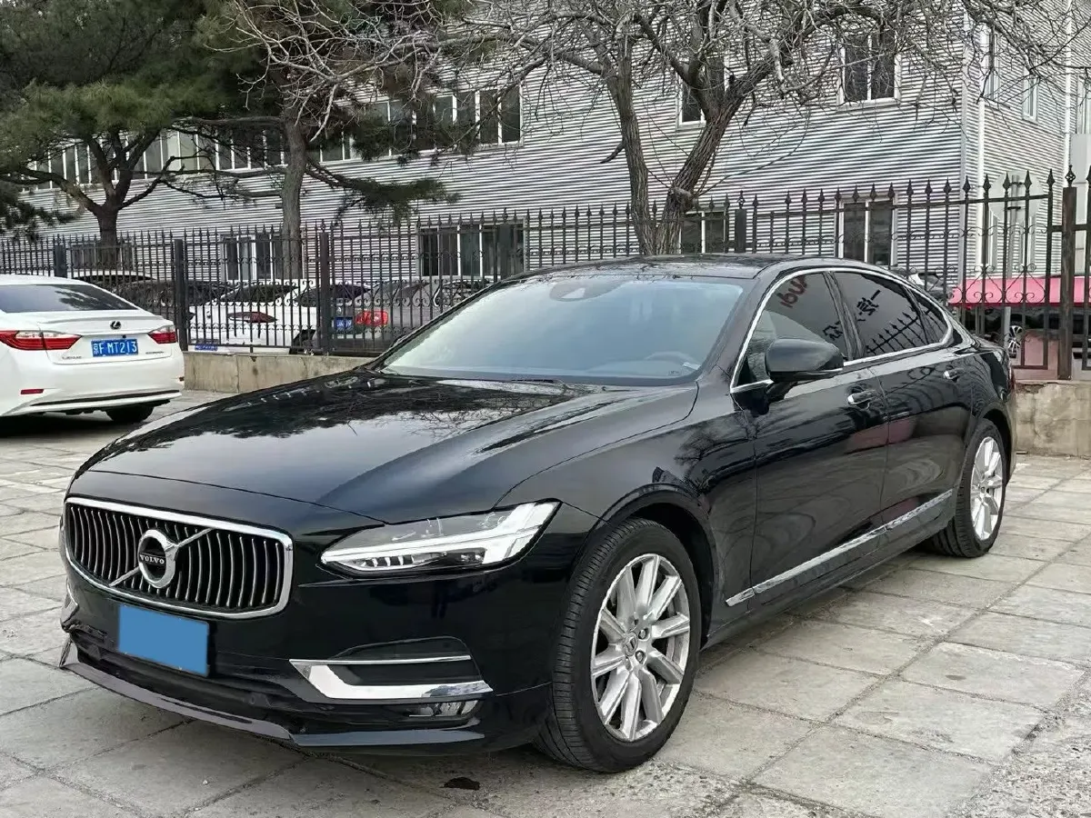 2020 Volvo S90 2.0T 254HP L4 8AT,autocango,china used car exporter,china ev exporter,chinese used car exporter,chinese used ev exporter