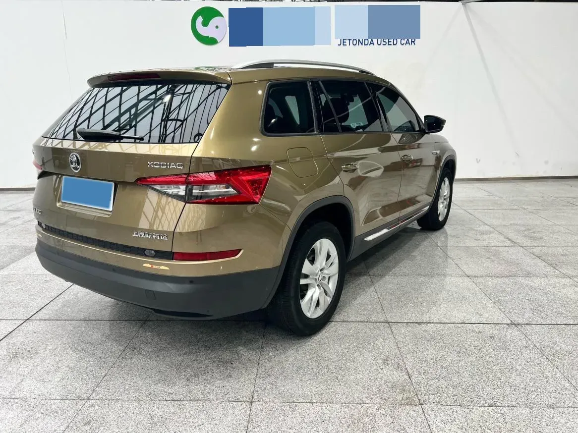 2018 Skoda Kodiak 2.0T 186HP L4 7DCT,autocango,china used car exporter,china ev exporter,chinese used car exporter,chinese used ev exporter