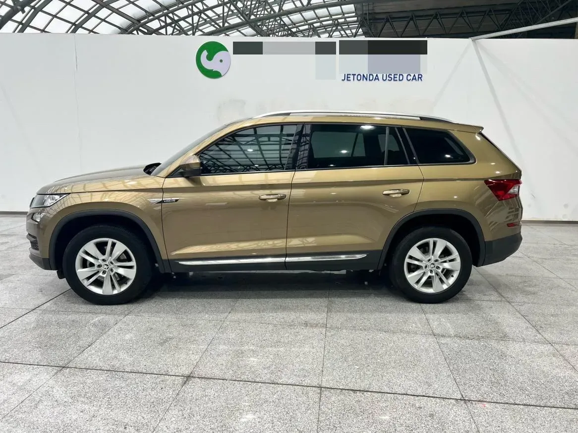 2018 Skoda Kodiak 2.0T 186HP L4 7DCT,autocango,china used car exporter,china ev exporter,chinese used car exporter,chinese used ev exporter