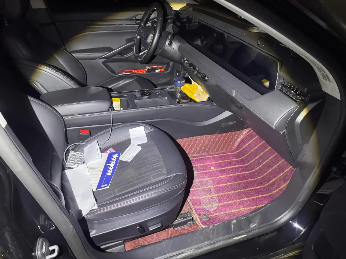 2022 Ford Mondeo 2.0T 238HP L4 8AT,autocango,china used car exporter,china ev exporter,chinese used car exporter,chinese used ev exporter