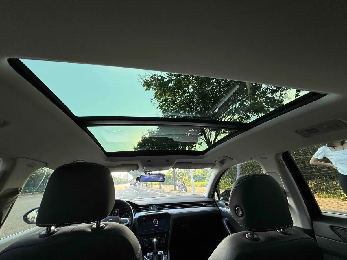 2020 Volkswagen Magotan 1.4T 150HP L4 7DCT,autocango,china used car exporter,china ev exporter,chinese used car exporter,chinese used ev exporter