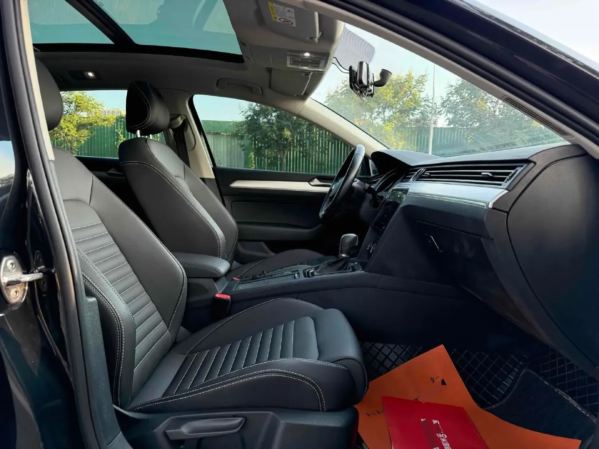 2020 Volkswagen Magotan 1.4T 150HP L4 7DCT,autocango,china used car exporter,china ev exporter,chinese used car exporter,chinese used ev exporter