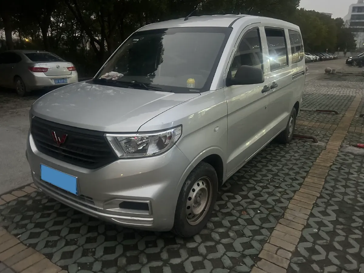 2022 JinBei Little Sea Lion X30 1.5L 102HP L4 5MT,autocango,china used car exporter,china ev exporter,chinese used car exporter,chinese used ev exporter