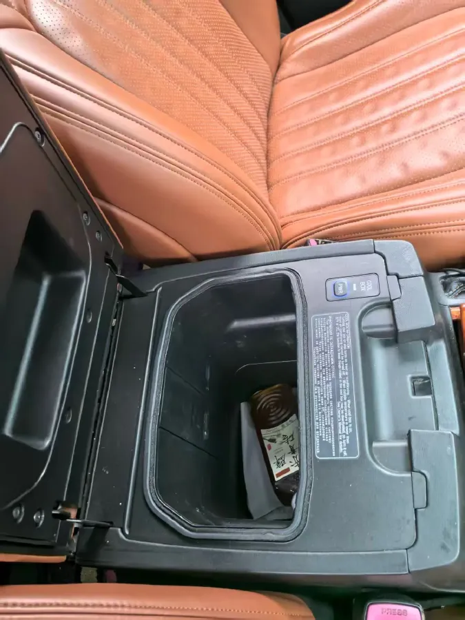 2015 Toyota Land Cruiser 4.6L 310HP V8 6AT,autocango,china used car exporter,china ev exporter,chinese used car exporter,chinese used ev exporter