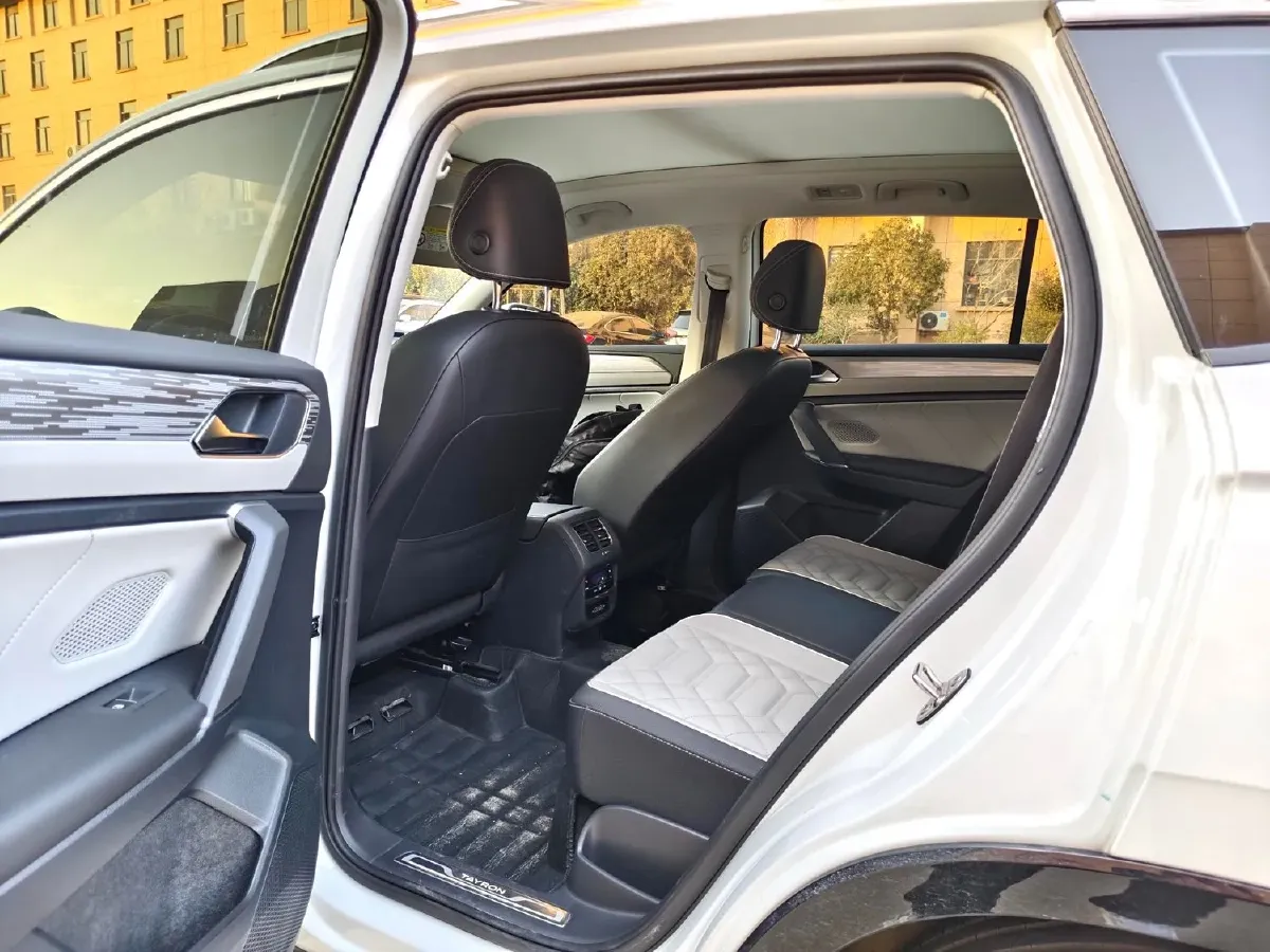 2023 Volkswagen Tayron 2.0T 186HP L4 7DCT,autocango,china used car exporter,china ev exporter,chinese used car exporter,chinese used ev exporter