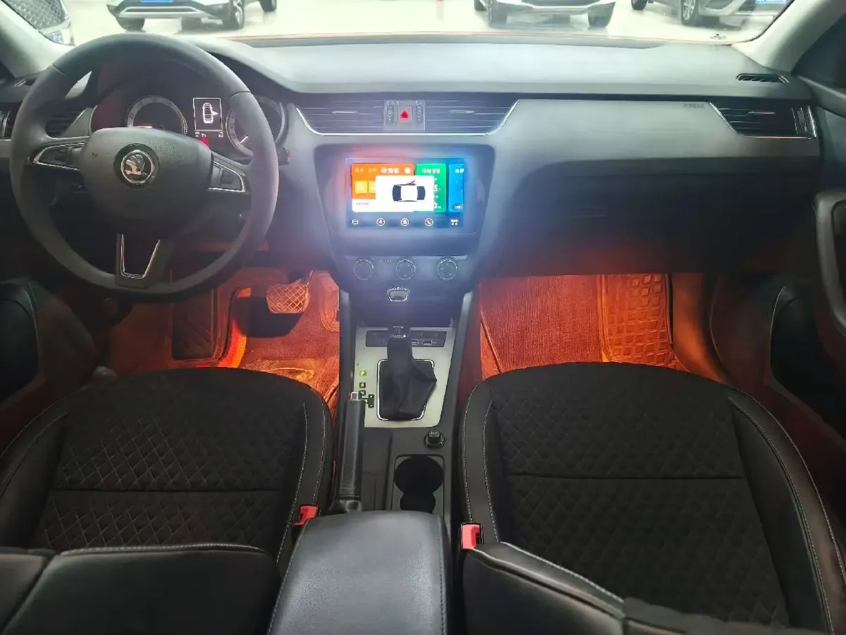 2020 Skoda Octavia 1.2T 116HP L4 7DCT,autocango,china used car exporter,china ev exporter,chinese used car exporter,chinese used ev exporter