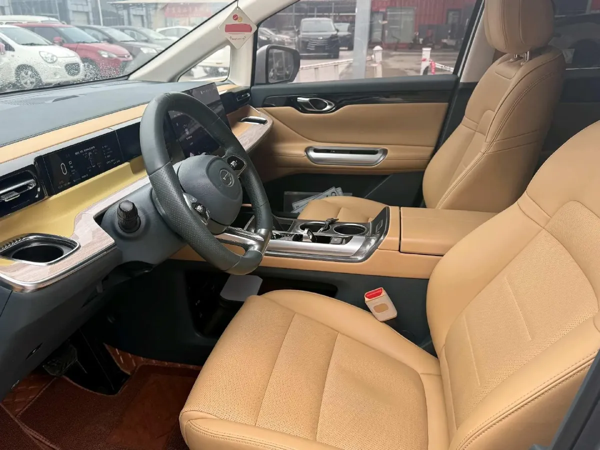 2024 GAC Trumpchi E8 2.0L 140HP L4 2DHT PHEV 25.57KWH,autocango,china used car exporter,china ev exporter,chinese used car exporter,chinese used ev exporter