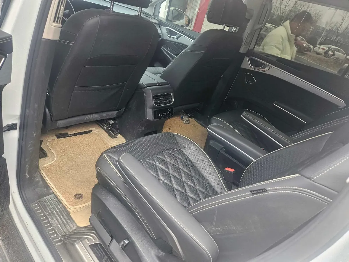 2022 Volkswagen Talagon 2.5T 299HP V6 7DCT,autocango,china used car exporter,china ev exporter,chinese used car exporter,chinese used ev exporter