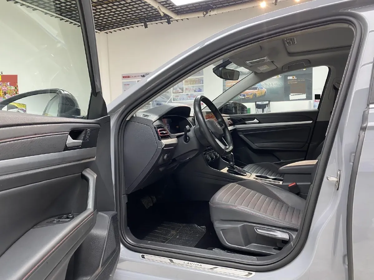 2023 Volkswagen Lavida 1.4T 150HP L4 7DCT,autocango,china used car exporter,china ev exporter,chinese used car exporter,chinese used ev exporter