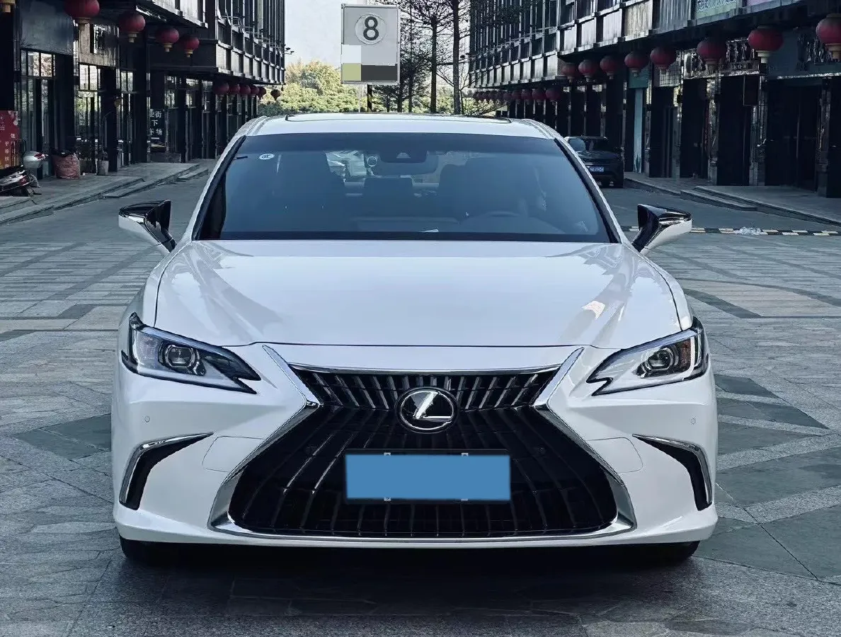 2023 Lexus ES 2.5L 204HP L4 8AT,autocango,china used car exporter,china ev exporter,chinese used car exporter,chinese used ev exporter