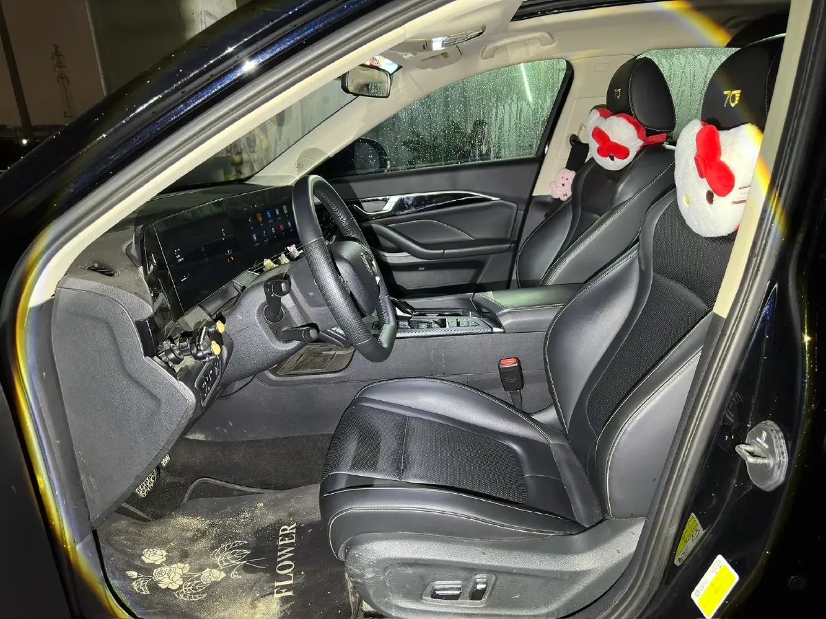 2023 Bestune B70 1.5T 169HP L4 7DCT,autocango,china used car exporter,china ev exporter,chinese used car exporter,chinese used ev exporter