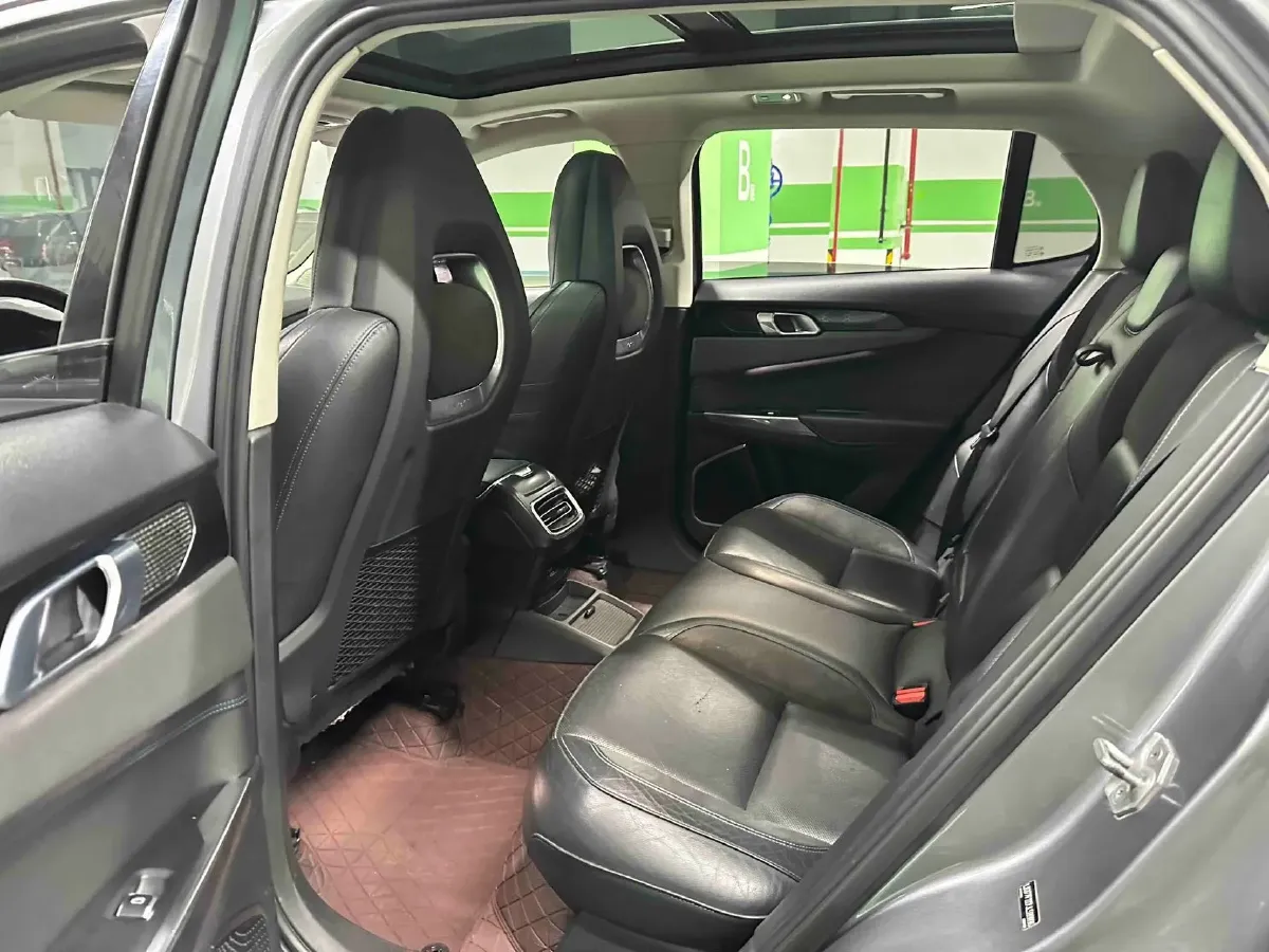 2018 Isuzu Mu-X 3.0T 177HP L4 6AT,autocango,china used car exporter,china ev exporter,chinese used car exporter,chinese used ev exporter