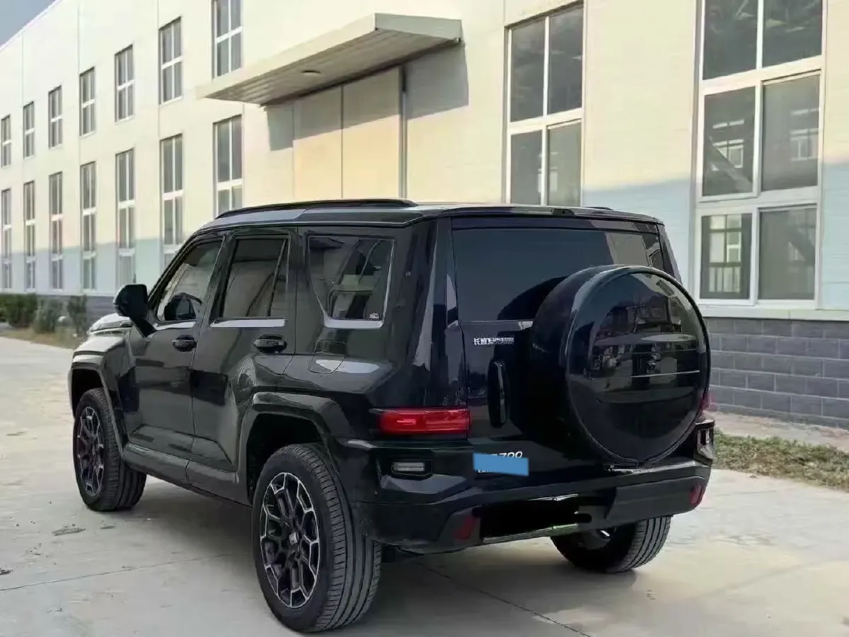 2024 Tank 700 3.0T 360HP V6 9AT PHEV 37.1KWH,autocango,china used car exporter,china ev exporter,chinese used car exporter,chinese used ev exporter