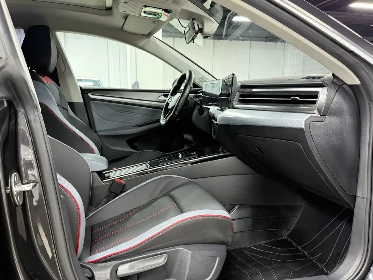 2022 Exceed TXL 2.0T 261HP L4 7DCT,autocango,china used car exporter,china ev exporter,chinese used car exporter,chinese used ev exporter