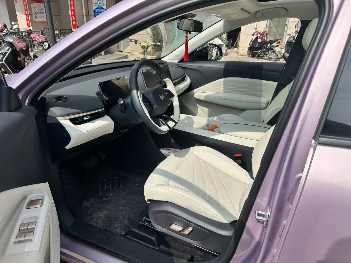 2025 ARCFOX T1 BEV,autocango,china used car exporter,china ev exporter,chinese used car exporter,chinese used ev exporter