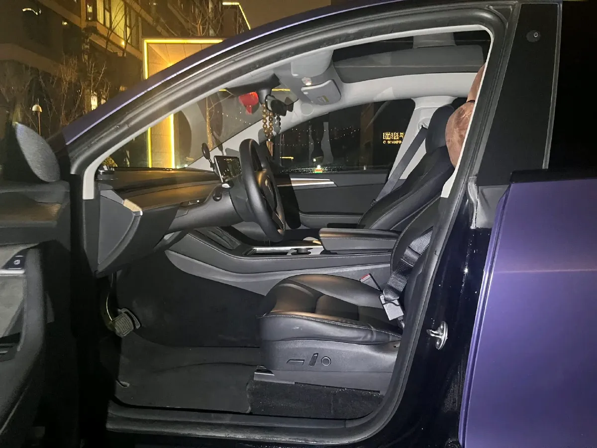 2021 Tesla Model Y BEV 60KWH,autocango,china used car exporter,china ev exporter,chinese used car exporter,chinese used ev exporter