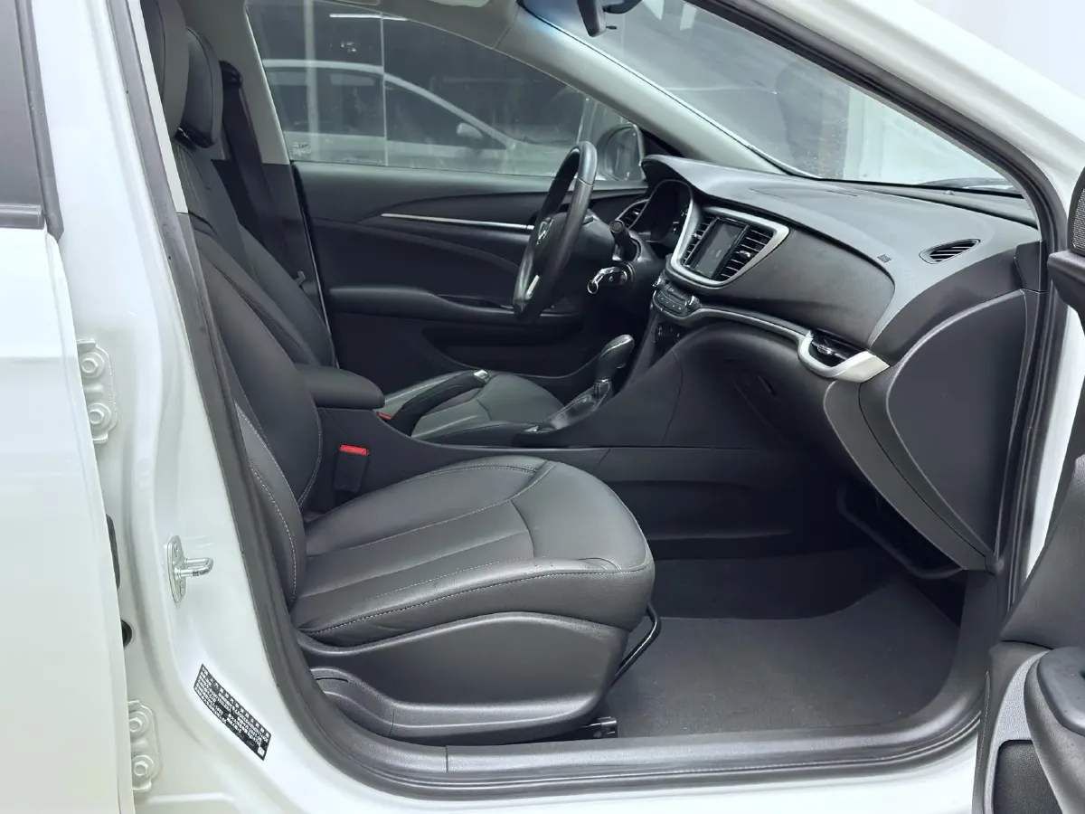 2021 Buick Excelle 1.5L 113HP L4 6AT,autocango,china used car exporter,china ev exporter,chinese used car exporter,chinese used ev exporter