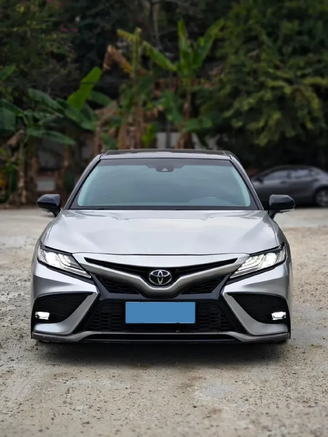 2018 Toyota Camry 2.5L 209HP L4 8AT,autocango,china used car exporter,china ev exporter,chinese used car exporter,chinese used ev exporter