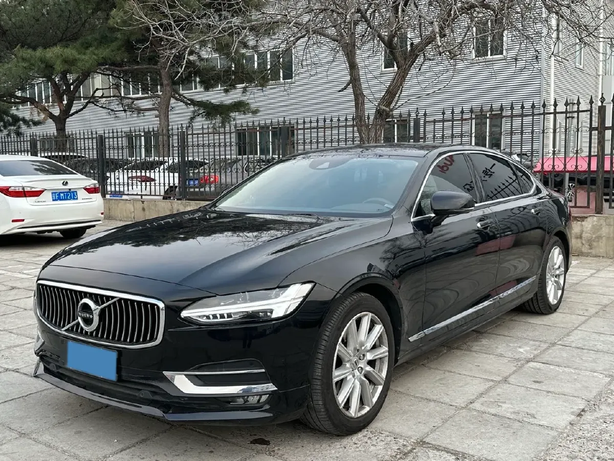 2020 Volvo S90 2.0T 254HP L4 8AT,autocango,china used car exporter,china ev exporter,chinese used car exporter,chinese used ev exporter