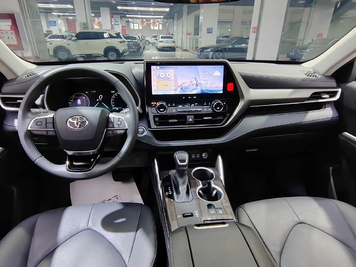 2024 Toyota Highlander 2.5L 189HP L4 E-CVT Hybrid,autocango,china used car exporter,china ev exporter,chinese used car exporter,chinese used ev exporter