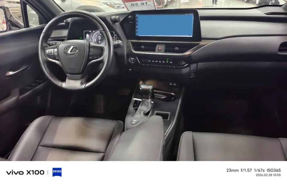 2022 Lexus UX 2.0L 146HP L4 E-CVT Hybrid,autocango,china used car exporter,china ev exporter,chinese used car exporter,chinese used ev exporter