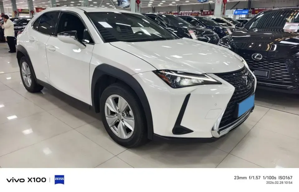 2022 Lexus UX 2.0L 146HP L4 E-CVT Hybrid,autocango,china used car exporter,china ev exporter,chinese used car exporter,chinese used ev exporter