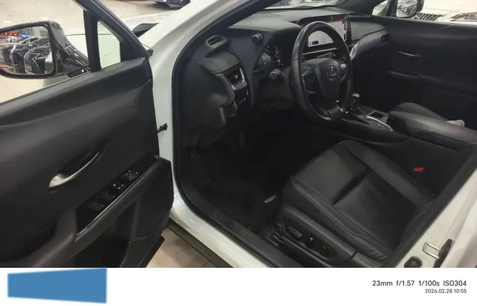 2022 Lexus UX 2.0L 146HP L4 E-CVT Hybrid,autocango,china used car exporter,china ev exporter,chinese used car exporter,chinese used ev exporter