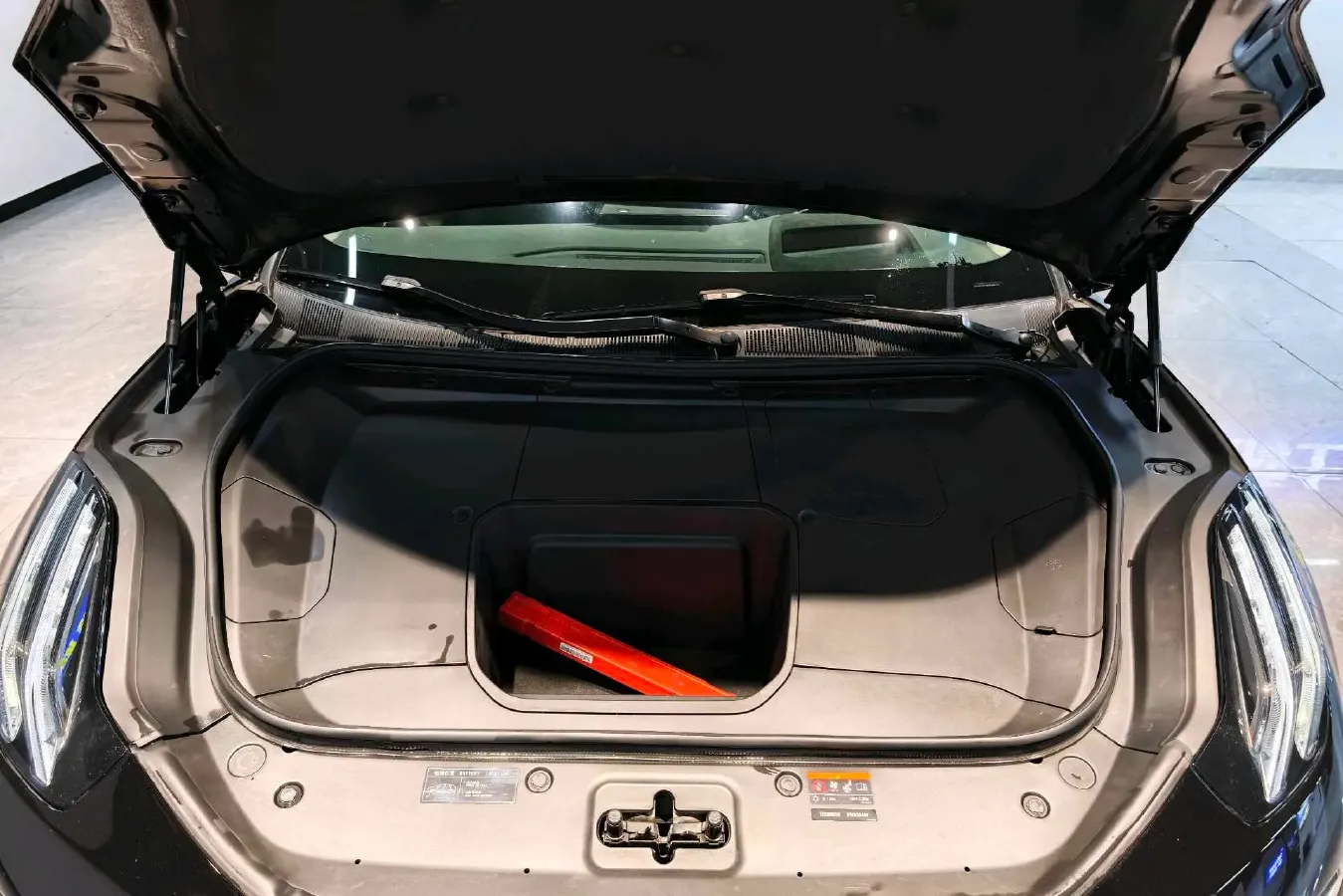 2023 Zeekr 001 BEV 100KWH,autocango,china used car exporter,china ev exporter,chinese used car exporter,chinese used ev exporter