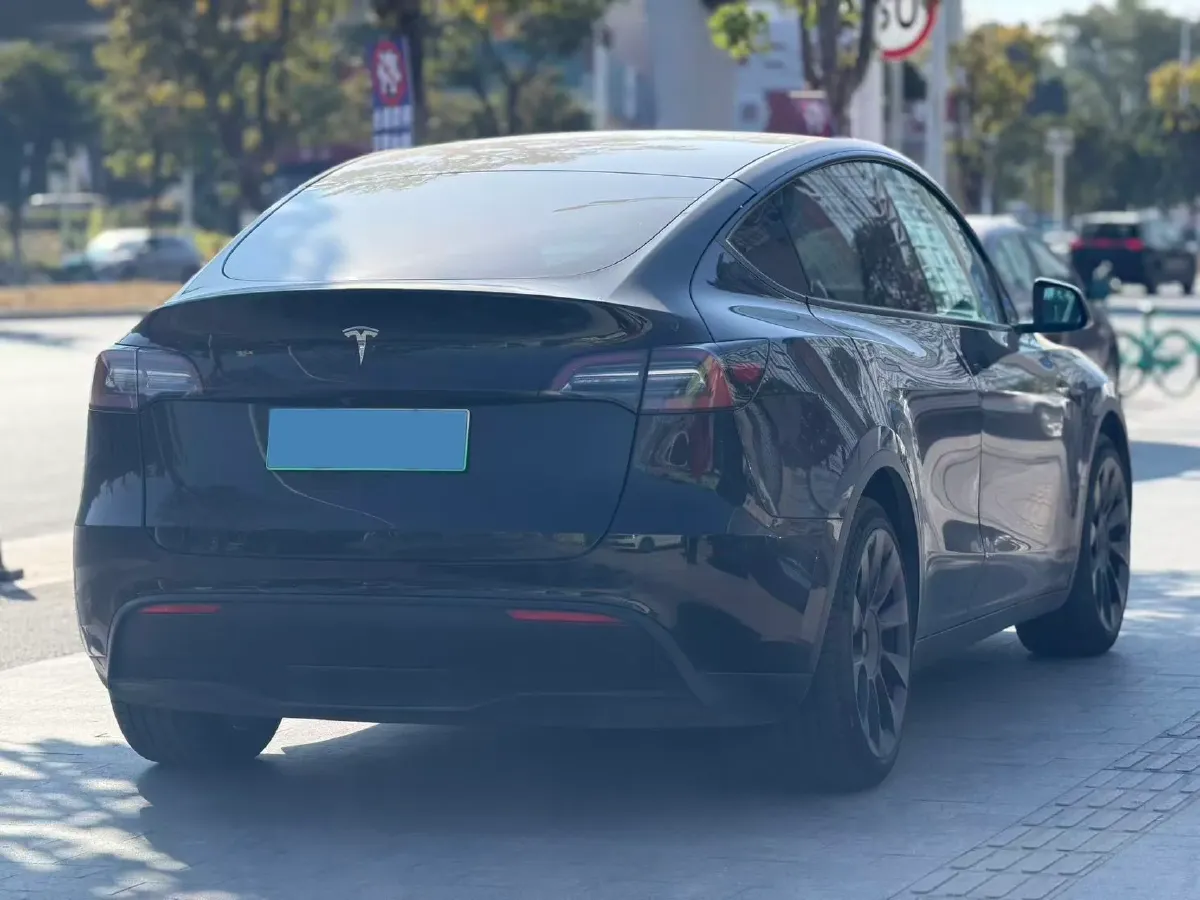2022 Tesla Model Y BEV 60KWH,autocango,china used car exporter,china ev exporter,chinese used car exporter,chinese used ev exporter